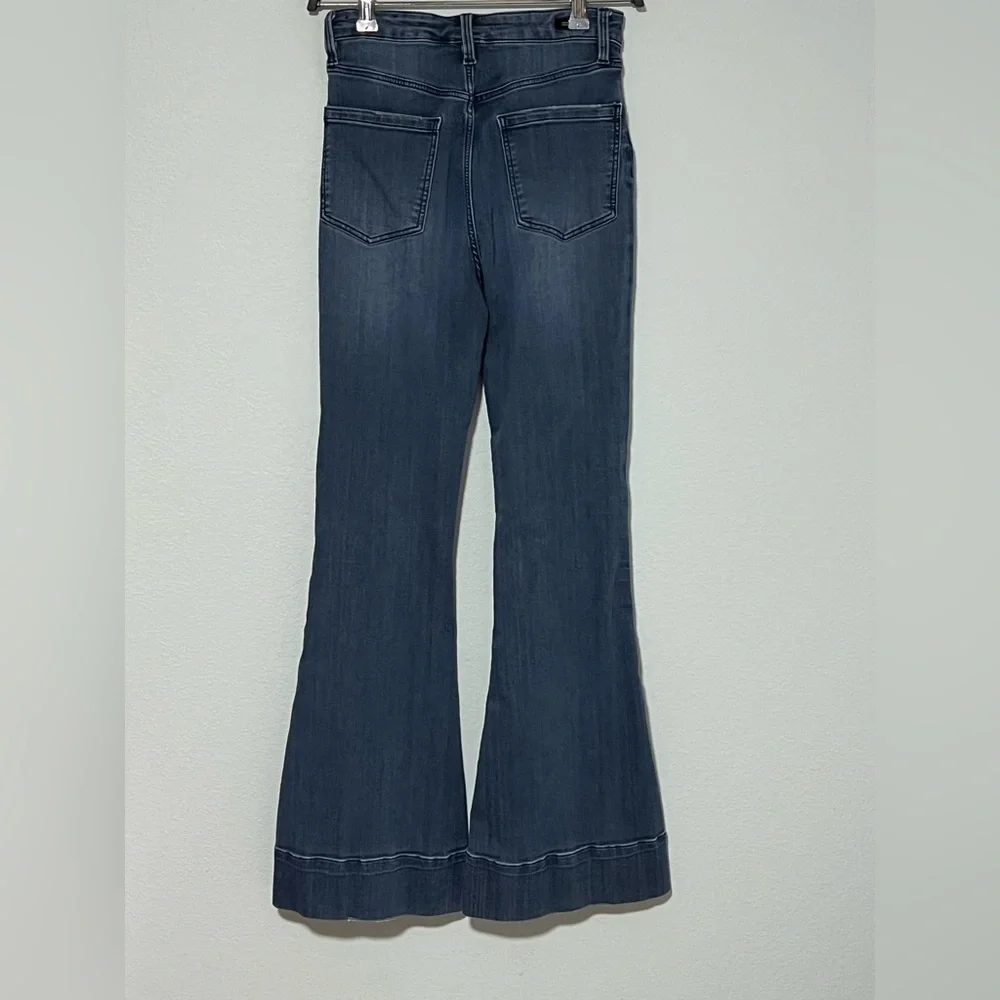 LIVERPOOL Los Angeles Rio Grande High Rise Stretch Flare Jeans - 2/26 - Picture 6 of 7
